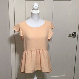 Brand New Sweet Adelyn Size M Peach Ruffle Top!